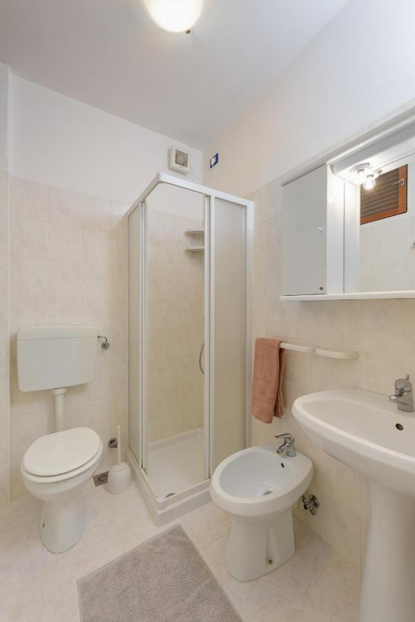Residence Pineda บิบิโอเน ภายนอก รูปภาพ